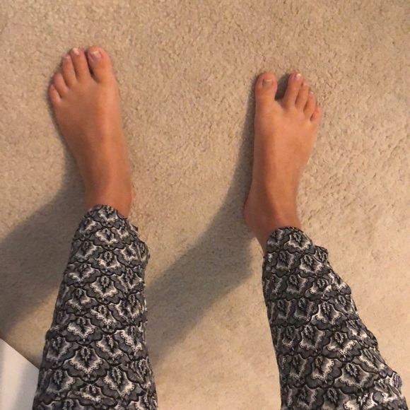 H&M Patterned Pants - Picture 4 of 4